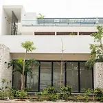 Moonshine Tulum Hotel & Hostel