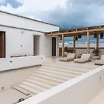 Namas Apartahotel 4*