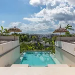 Apartahotel Namas 4*