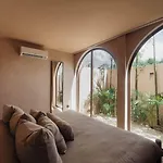 Babel Apartahotel