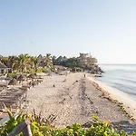 La Del Sol Boutique 3*