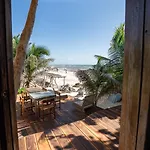 La Del Sol Boutique