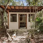Casa Arkaana Eco Retreat *