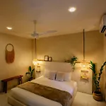 Hotel Noah 3*