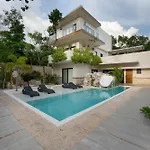 6br Luxury Perla With 2 Pools & Game Villa *