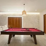 Villa 6br Luxury Perla With 2 Pools & Game