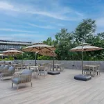 Nuju Rentals - Beutiful Apartments With Swimout-Gym-Rooftop-Pool
