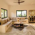 Casa Tira - Your Luxury Jungle Mansion In Tulum