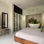 Villa Casa Tira - Your Luxury Jungle Mansion In *