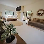 Villa Casa Tira - Your Luxury Jungle Mansion In *