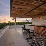 Modern 2 Bedroom 2 Bathroom Apartment In Tulum