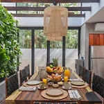 Luxury 4Br Eco Villa 10Ppl Outdoor Pizza Oven - Private Pool & Jacuzzi