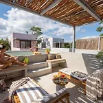 Seremonia 3br With Private Pool & Jacuzzi *