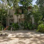 Casa Selva Maya Tulum