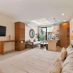 Boho Suite With Swim-Up Pool - La Veleta