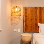 Paramar Black, Style In Zama Apartamento