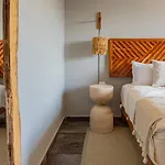 Apartamento Paramar Black, Style In Zama