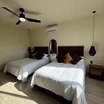 Luxury 2 Bd Roof Private Pool - Jungle View