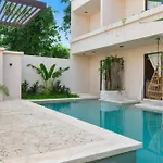 Boho Suite With Swim-Up Pool - La Veleta