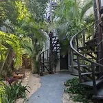 Maui Hostel Tulum