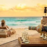 Villa Luxury 4br Eco 10ppl Outdoor Pizza Oven - Private Pool & Jacuzzi