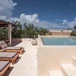 Private 9br Luxury Compound With Private Plunge Pools Holiday home *