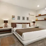 Chiringuito Villa *