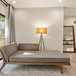 Chiringuito Villa *