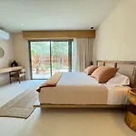 Сasa de vacaciones Luxury 3 Bedroom With Private Pool Aflora