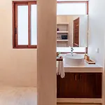 Private 9br Luxury Compound With Private Plunge Pools *