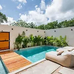 5-bedroom Private House With Pool In Villa Tulum