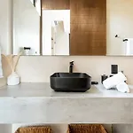 Villa 5-bedroom Private House With Pool In *