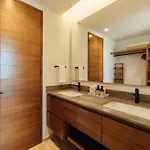 Elegant Duplex With Rooftop Jacuzzi In *