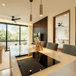 Apartment Elegant Duplex With Rooftop Jacuzzi In Tulum