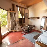 La Del Sol Boutique Hotel
