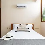 Stunning & Brand New 6 Pax *