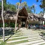 Apartment Eco-chic Design Wrapped In Nature's Elements By Stella Tulum