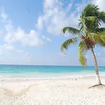 El Paraiso Hotel 4*