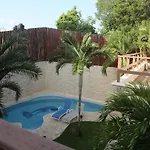Hotel Xibalba Dive Center 3*