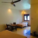 Hotel Xibalba Dive Center 3*