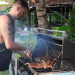 Hostel Lobo Inn Tulum *