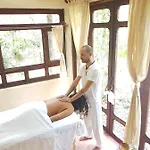 Hotel Holistika