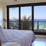 Hotel Keniza Beach 3*