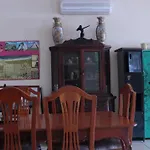 Hostal Charlys