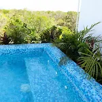 Martiki Condo 2 Bedroom Sleeps 4