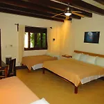 Hotel Xibalba Dive Center 3*