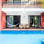 Apartment Swim Up- 2 Bdr & 2 Bike In Tulum