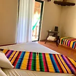 Lo Nuestro Petit Hotel 3*