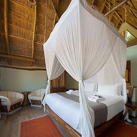 Ahau - Beachfront (adults Only) 4*