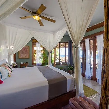 Hotel Ahau - Beachfront (adults Only)